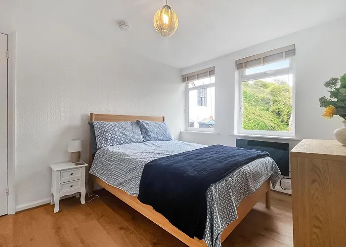 Clarks Yard * ウィットビー